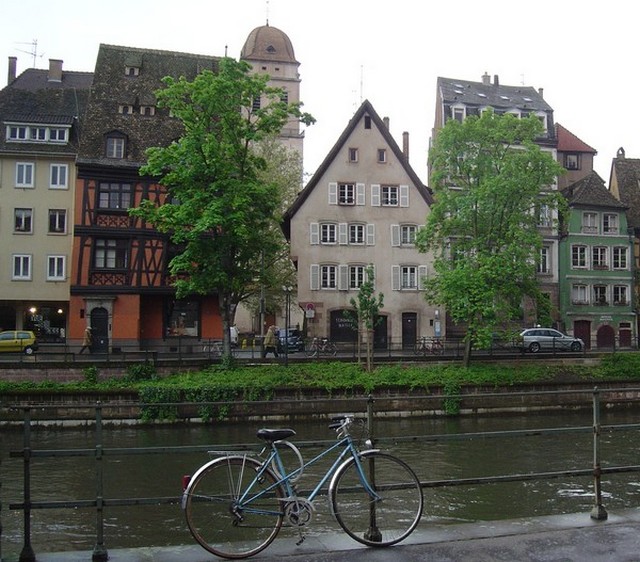 Strasbourg Alsace Quai des Bateliers Tourisme en Alsace