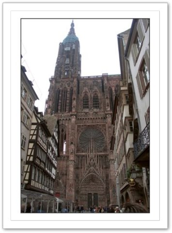 La Cathdrale de Strasbourg en Alsace  15 km du gite